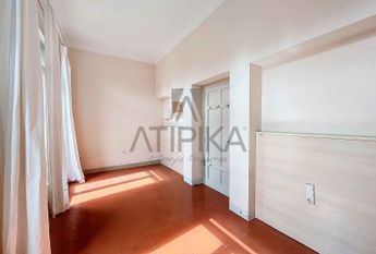 Casa señorial junto a la Clínica Teknon, Barcelona