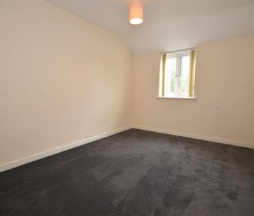 Joshua Close, Tile Hill, Coventry, West Midlands, CV4 9DB - Photo 3