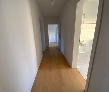 Willkommen Zuhause: 4-Zimmer-Wohnung mit Balkon frei! - Photo 4