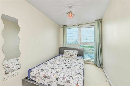 St. George Wharf, Vauxhall, SW8 - Photo 3