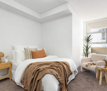 Modern 2-Bedroom Apartment with Stunning Views in Prime CBD Location - Photo 3