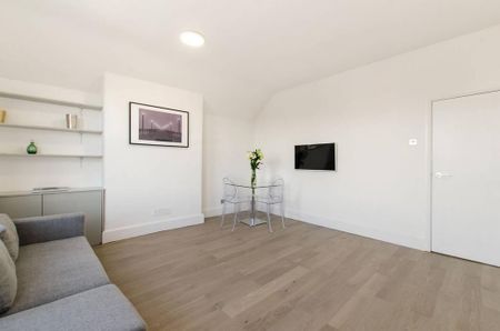 1 bedroom flat to rent - Photo 2