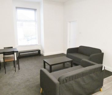 Holmfield Road, Preston - Photo 3