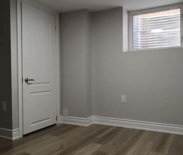 316 DALGLEISH GARDENS - Photo 1