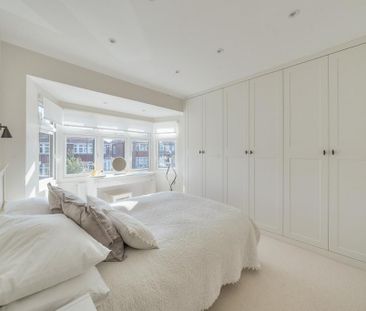 4 bedroom semi-detached house to rent - Photo 5