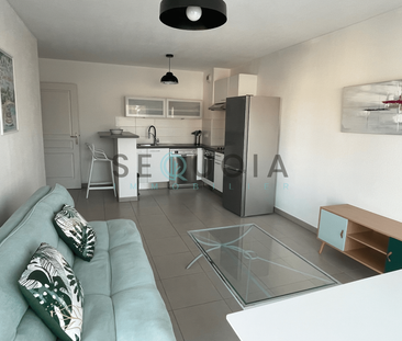 Location Appartement 2 pièces 45m² ANTIBES 06600 - Photo 2