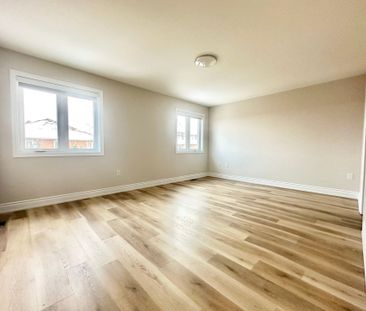 For Lease - 3682 Banff Court, Mississauga, Ontario - Photo 6