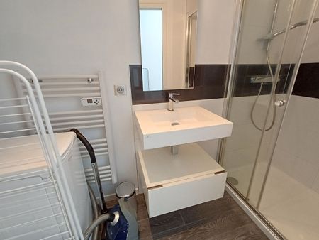 Location Appartement 1 pièce 32m² TOURS 37000 - Photo 5