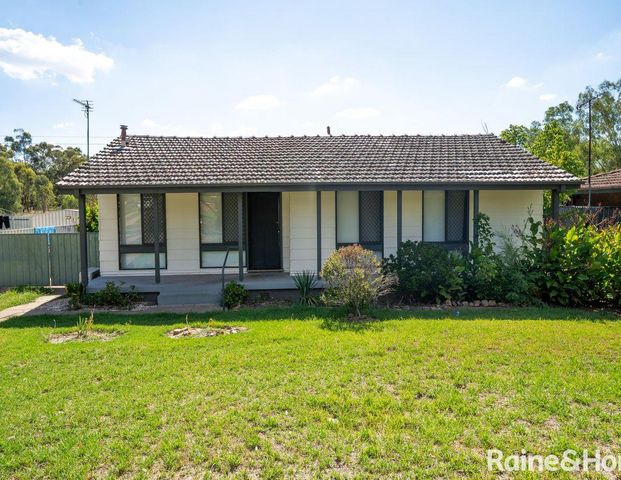 44 Adams Street, Ashmont, NSW 2650 - Photo 1