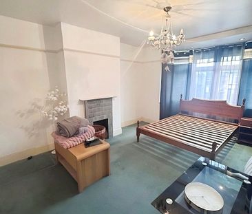 4 bedroom house to rent Wellington Road, Bognor Regis, PO21 - Photo 4