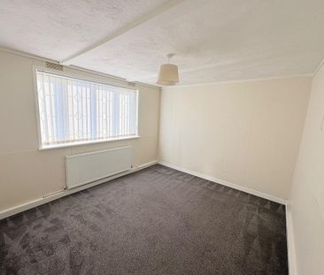 2 bedroom bungalow to rent - Photo 3