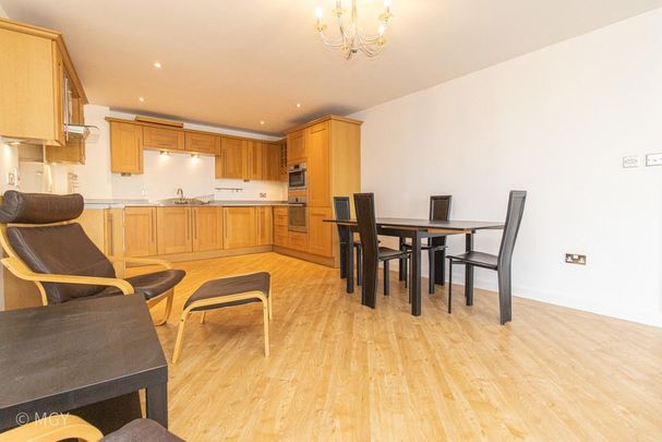 2 bedroom apartment to rent - Photo 1