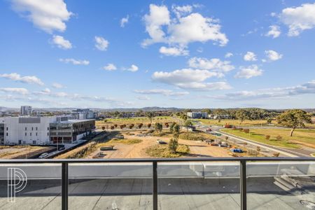 Live in the heart of Gungahlin - Photo 3