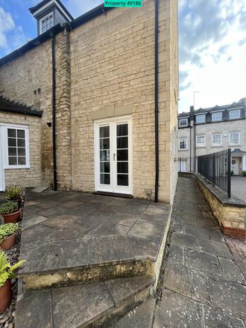 3 bedroom townhouse to rent - Photo 4