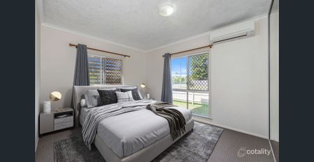 Ground Floor Unit - Fully Air Conditioned - Photo 2