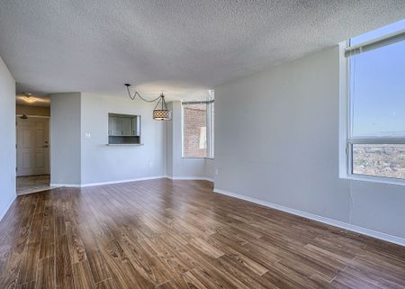 For Lease - 1270 Maple Crossing Boulevard Unit# 2009, Burlington, Ontario - Photo 3