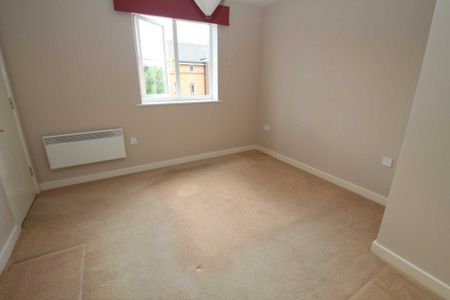 2 bed Flat for rent - Photo 3