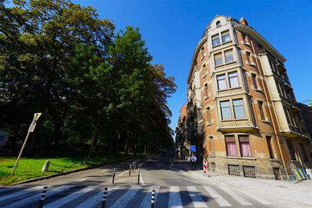 Prachtig Art-Deco appartement met 3 slaapkamers + studeerkamer - Photo 2