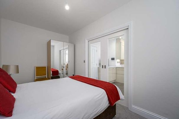 Waverley Road, Kenilworth, CV8 - Photo 1