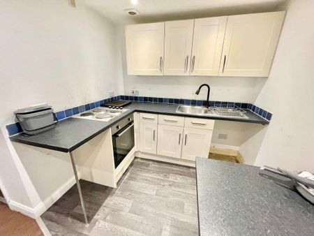 1 bedroom flat to rent - Photo 3