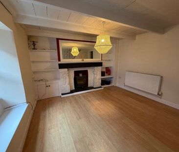 Penzance, Penzance, TR18 - Photo 1