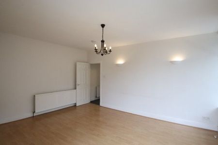 Lochee Road, Dundee City Centre - Photo 4