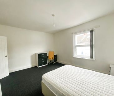 4 bedroom house to rent Hudson Road, Southsea, PO5 - Photo 2