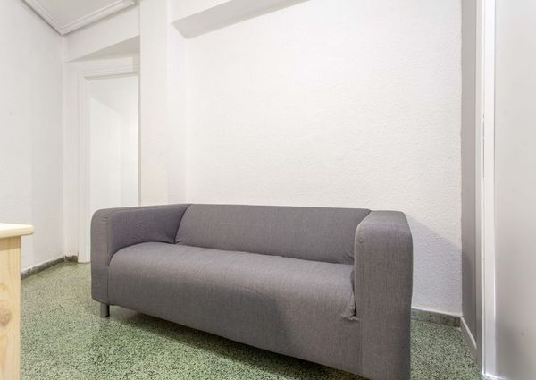 Beautiful room in Doctor Ferrán Street