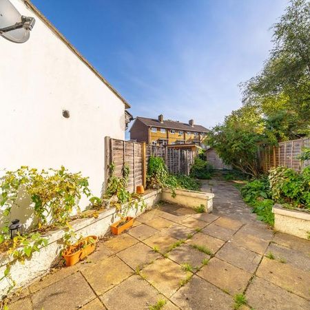 3 bedroom house to rent - Photo 3
