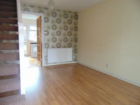 2 bedroom terraced house to rent - Photo 2