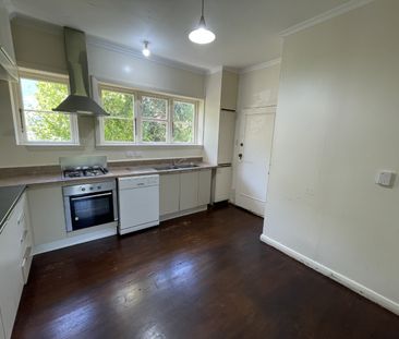 Family Home in Karori - Photo 1