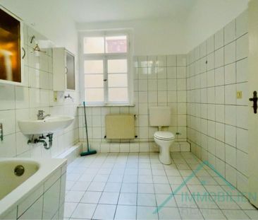 Fußgängerzone: Gemütliche Dachgeschosswohnung - Photo 1