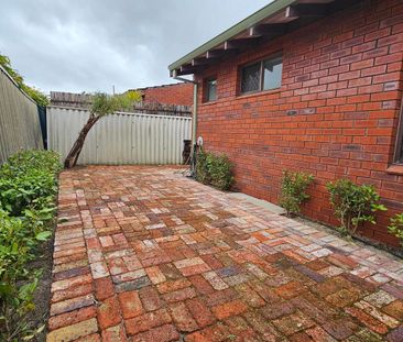 Fully Furnished - 2x1 Villa in Quite Complex *Open Fri 02/10 3pm to... - Photo 6