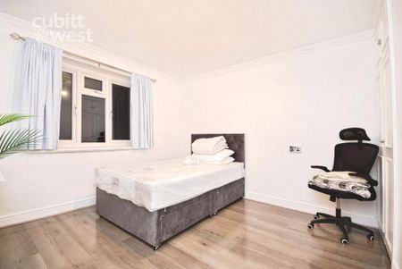1 bedroom in a flat share to rent - Photo 4