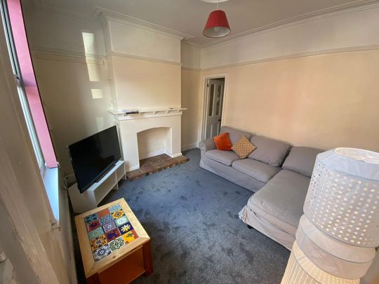 3 bedroom house share to rent - Photo 1