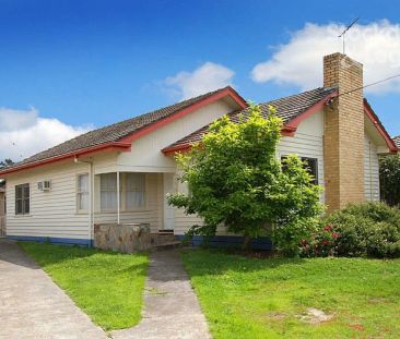 “ROOMING HOUSE - Room 1 - Unfurnished Room” - Photo 2