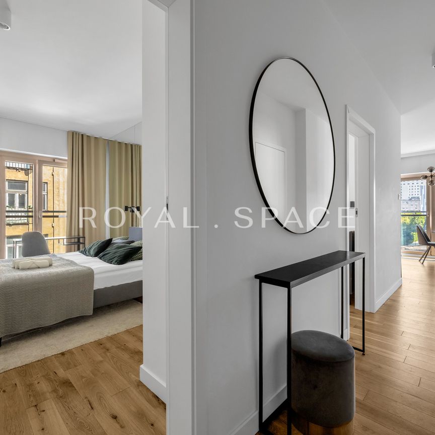 Apartament z garażem i tarasem | Wola - Zdjęcie 1