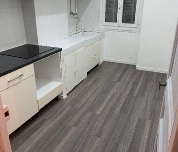 Location appartement Marseille 6ème (13006) - Photo 5