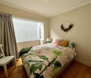 Two bedroom unit with Harbour Views - Photo 6