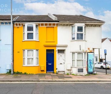 4 bedroom terraced house to rent - Photo 3