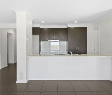 Modern Family Home with Multiple Living Areas in Convenient Bellbir... - Photo 4