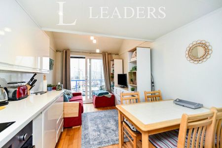 1 bedroom flat to rent - Photo 5