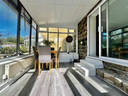 2 bedroom end of terrace house to rent - Photo 3