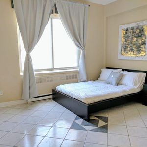 1 CH - 1 SDB - Montréal - $1,075 /mo - Photo 3