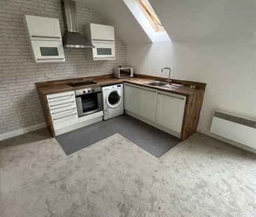 1 bedroom apartment to rent - Photo 2