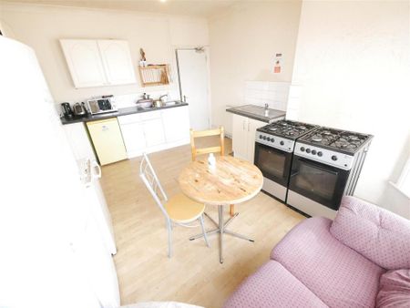 9 bedroom house share to rent - Photo 5