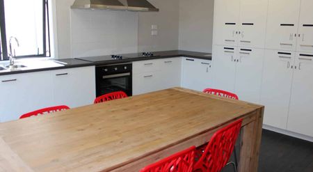 Papatoetoe - Studio with Utilities Included - Photo 4