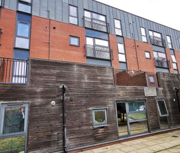 £700 PM · Carriage Grove, Bootle, Merseyside - Photo 5