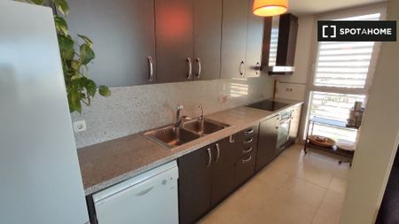 barcelona, Catalonia 08930 - Photo 3