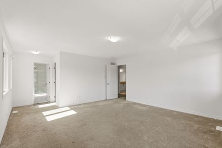 For Lease - 36 Dun Skipper Drive, Blossom Park - Airport and Area, Ontario - Photo 2